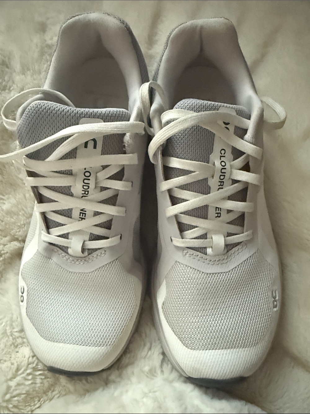 Alhletic shoes size  6.5